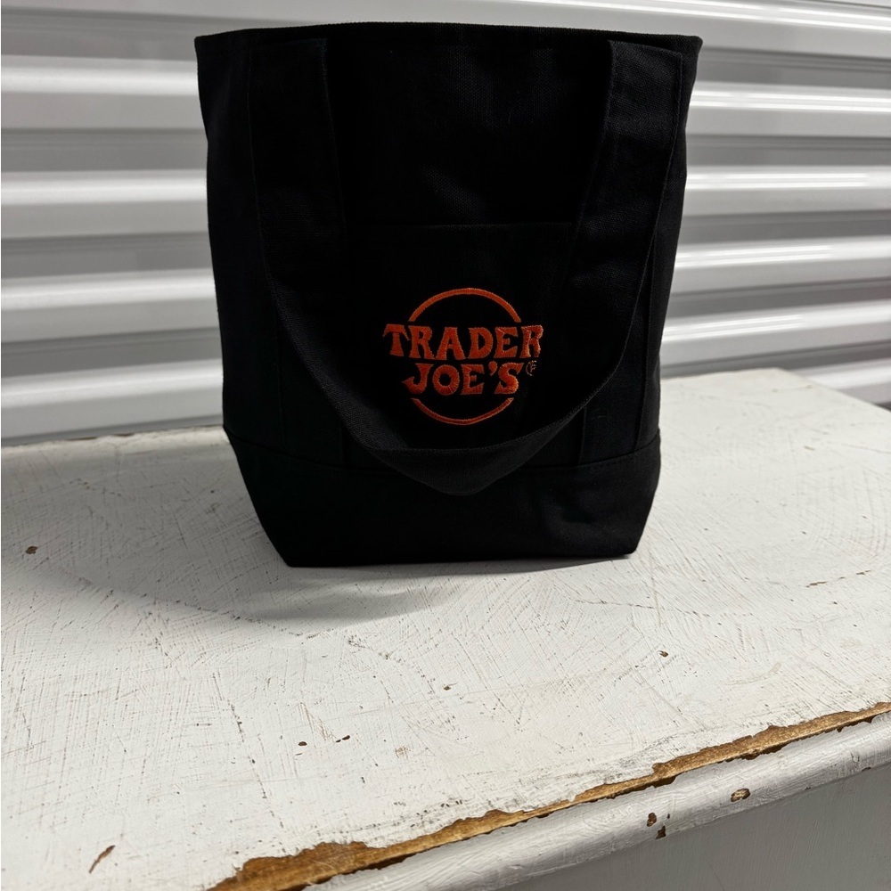 Trader Joe’s | Bundle of 4 Halloween Mini Totes - Picture 5 of 5